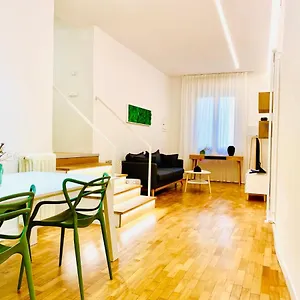  Apartment Nima Oberdan House Italy